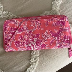 Vera Bradley clutch/wallet